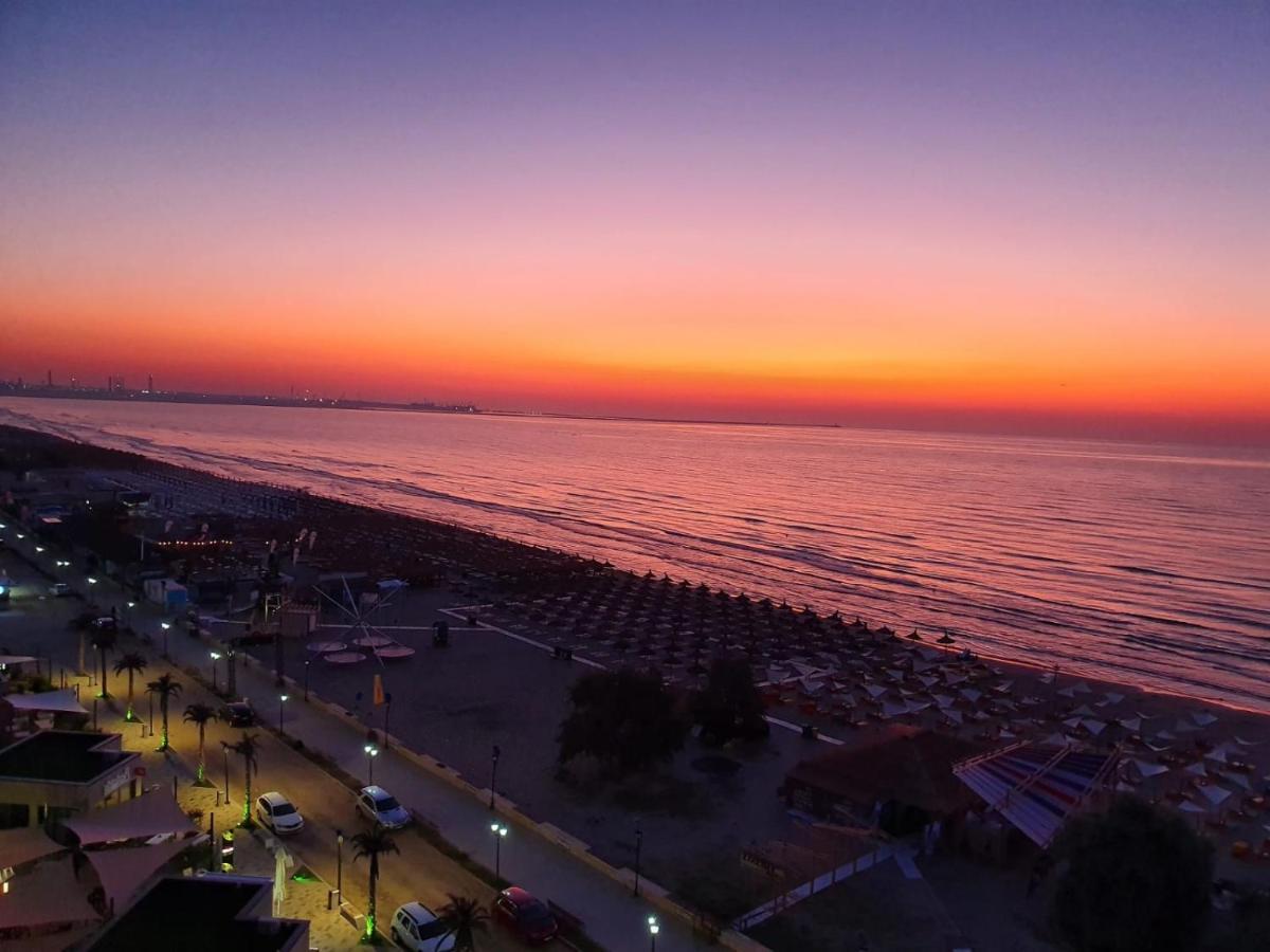 Excentric Apartament & Sea View By Alezzi Navodari Luaran gambar